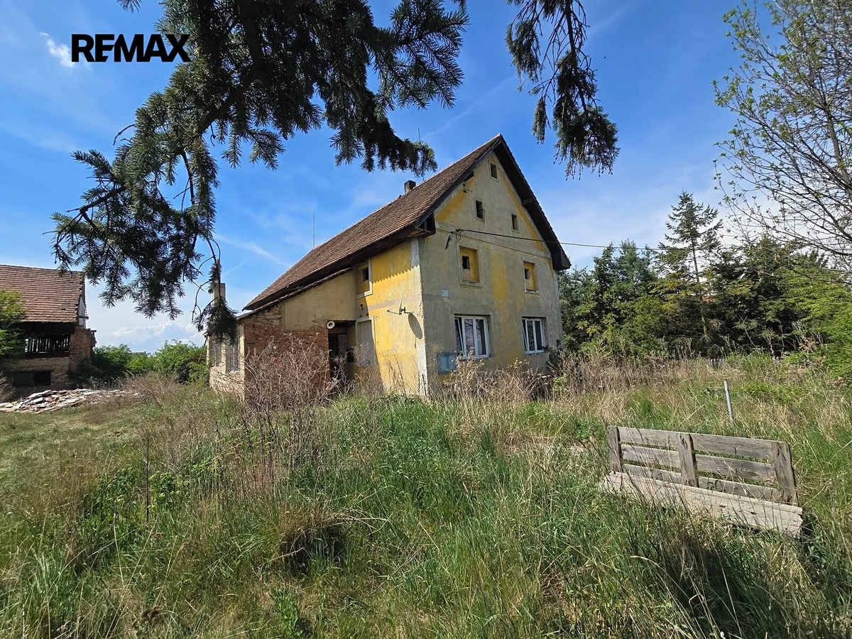 Prodej rodinného domu 130 m², pozemek 1730 m²